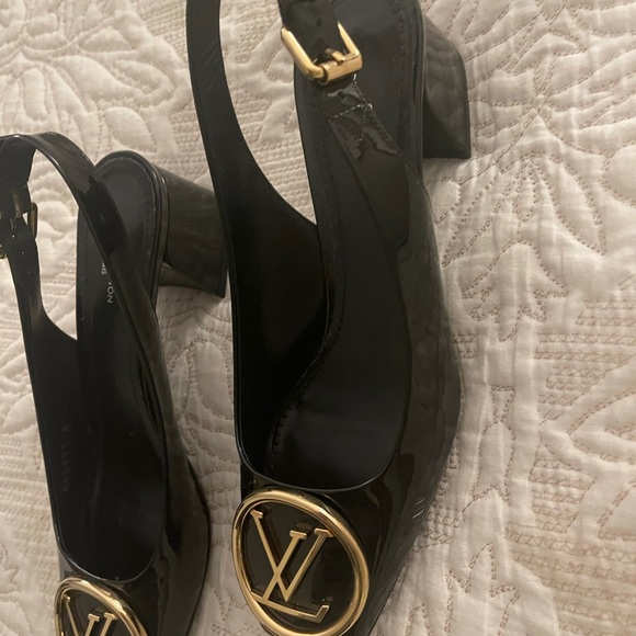 Louis Vuitton Size 38 Sling Back Heels - Picture 1 of 2